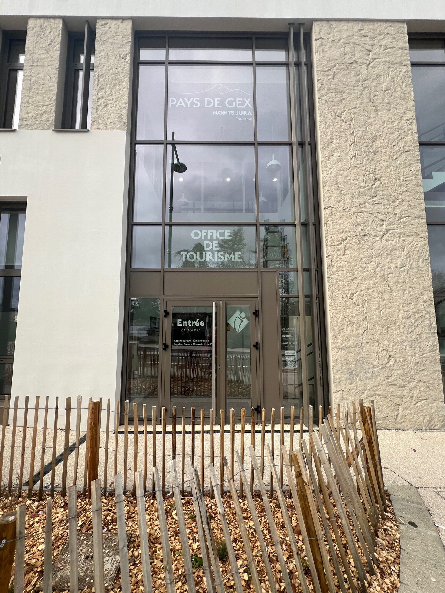 adhésif office de tourisme 3