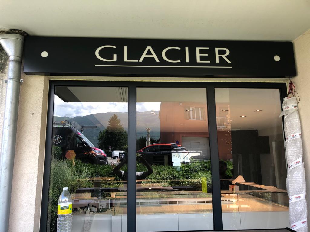 Caisson Lumineux Alu Face Frasiee