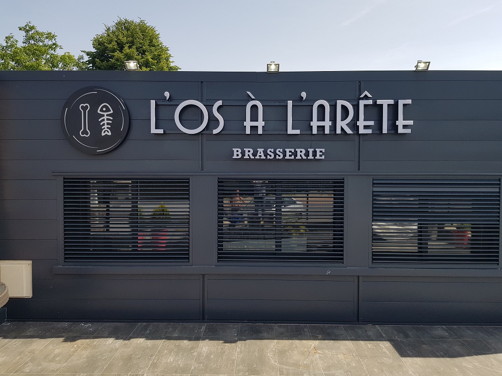 Los A LArrete Facade